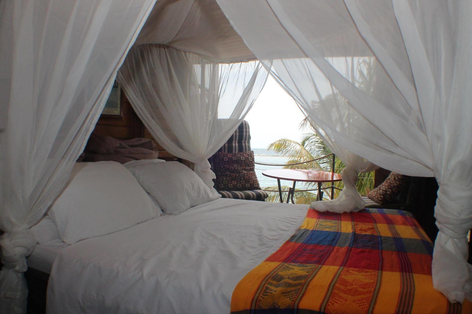 Coral Reef Beach Savaneta ภายนอก รูปภาพ